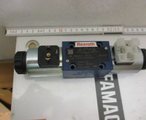Клапан 4WE 6 E6X/EG24N9K4 Bosch Rexroth Industriehydraulik