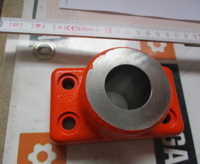 Подшипник 
Haltelager mit Schraubenbohrungen, D1=32, A=115, B=65, H1=60 FIBRO